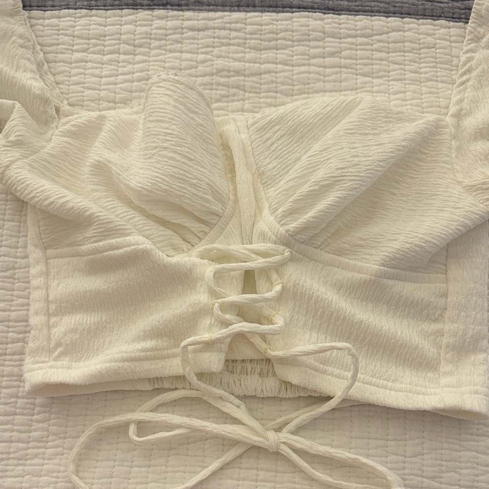 Princess Polly white cropped blouse - Picture 3 of 8